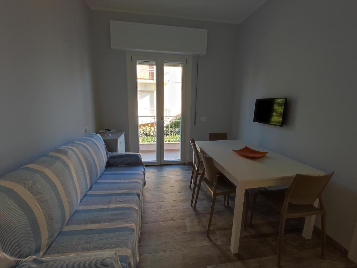 Casa Violina Lägenhet Lido di Camaiore Exteriör bild